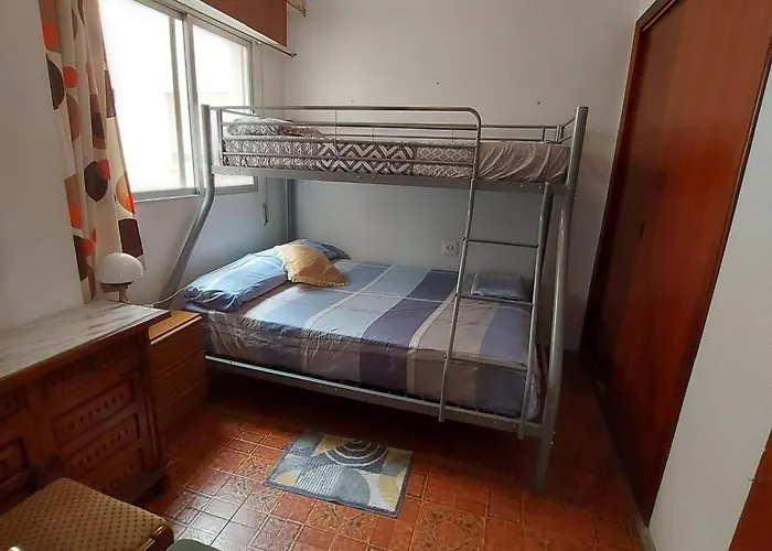 El Mar Hostel Τορεβιέχα